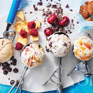 大口炫冰淇淋，才是夏天最正经的事！